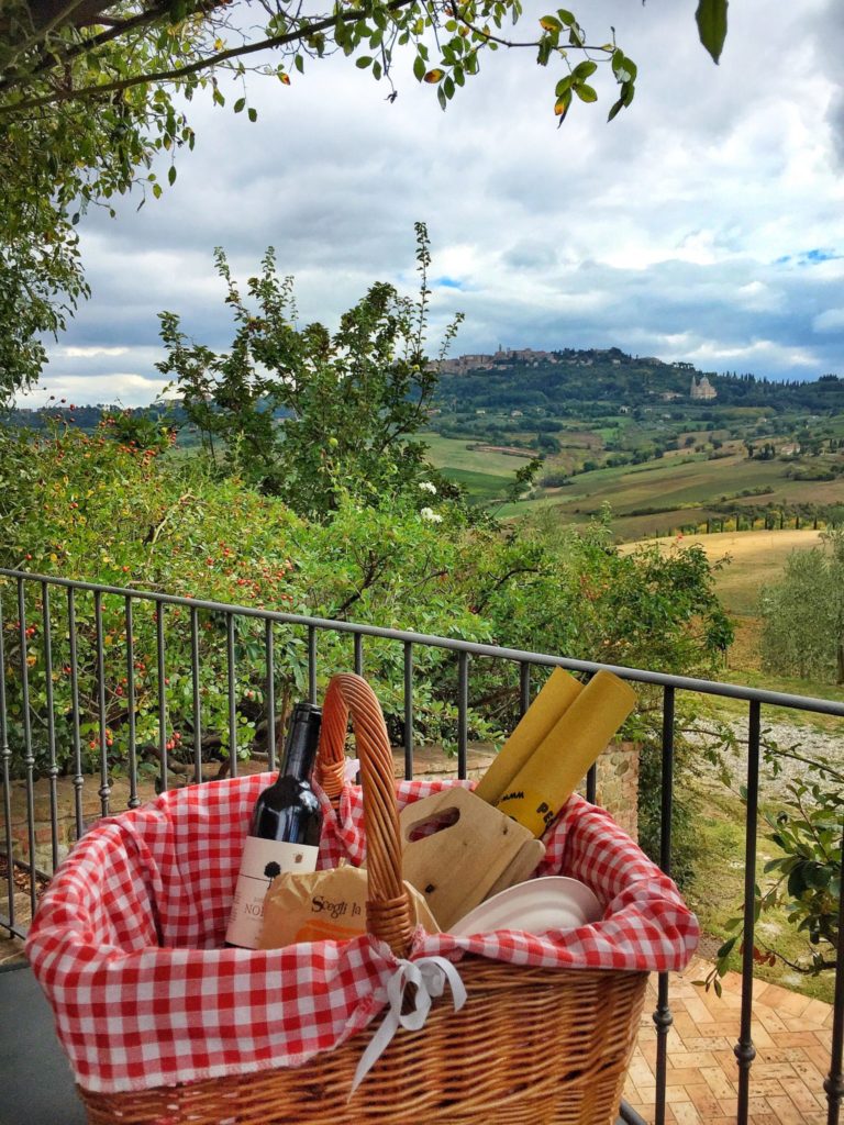 Picnic at Caseificio Cugusi, Tuscany, Italy Road Trip