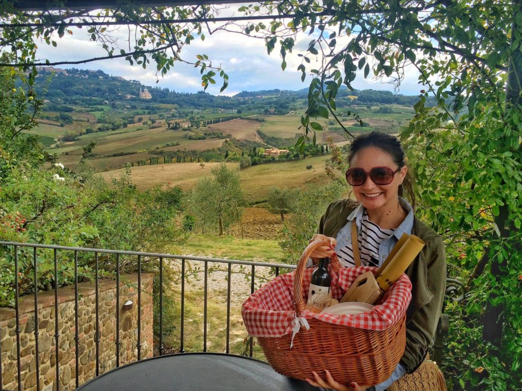 Caseificio Cugusi picnic during a Tuscany, Italy road trips