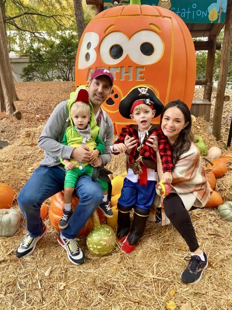 Boo at the Zoo | Mari on the Map