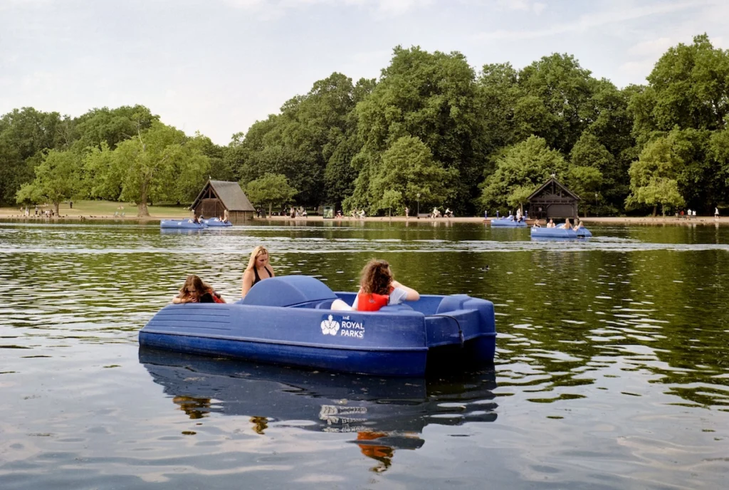 Pedal boats at Hyde Park Lonon The Serpentine, best things to do in London with kids